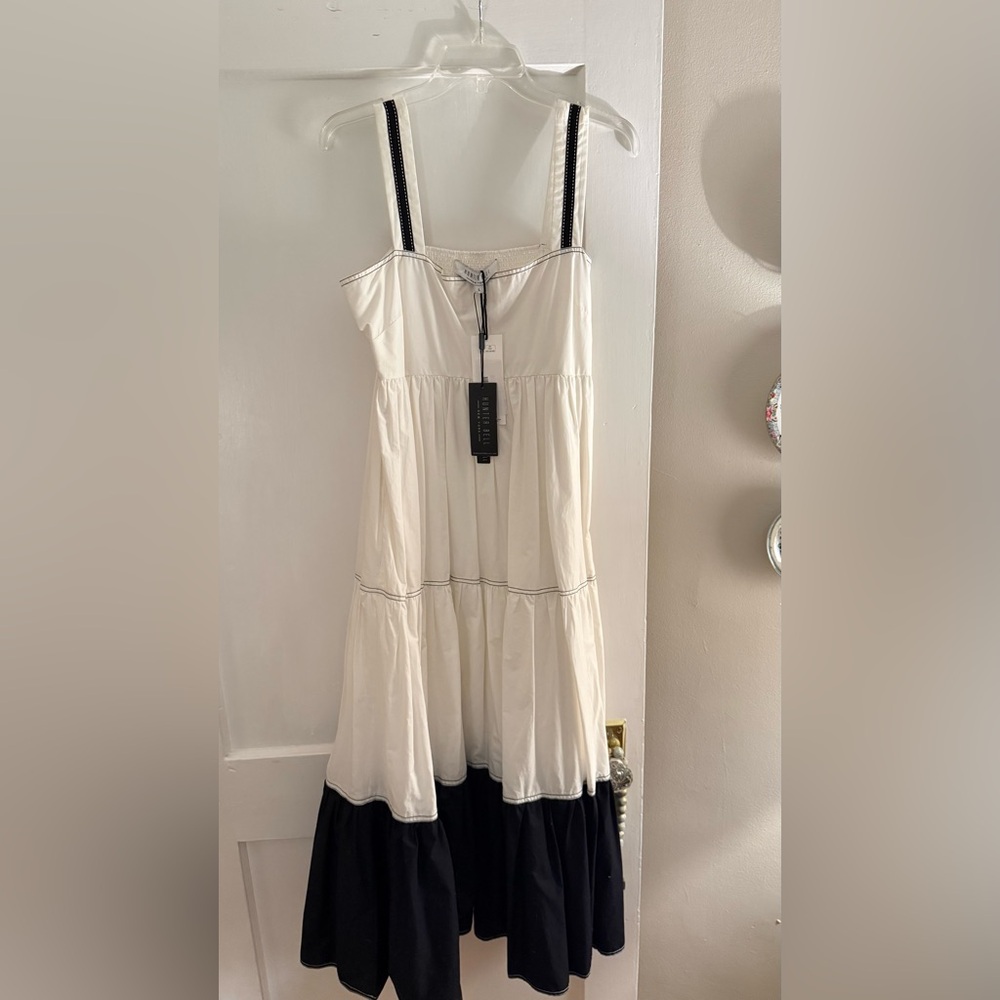 NWT Hunter Bell Black and White Midi Dress size Large